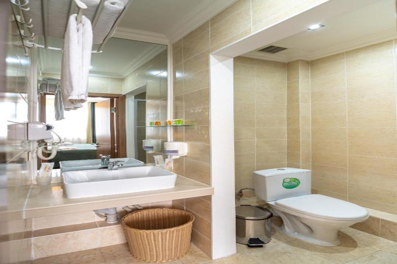 Mildom Hotel Αλμάτι Εξωτερικό φωτογραφία